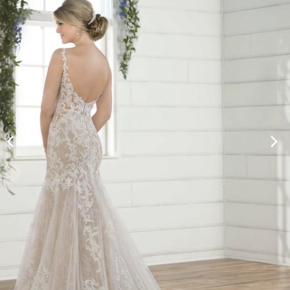 Brand New, Never Worn Wedding Dress - Picture 2 of 6